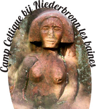 Camp Celtique Elzas Niederbronn. De rots van Liese werd lang beschouwd als een plek ter bevordering van de vruchtbaarheid van vrouwen, tenminste, in de oud-Keltische tijd.